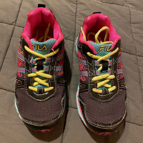 girls fila size 1